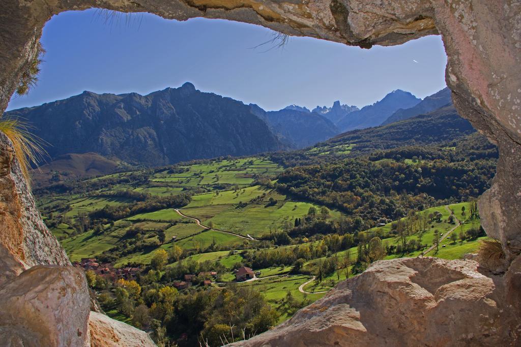 Apartamentos La Regoria Arenas De Cabrales Esterno foto